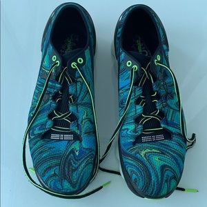 Under Armour Sneakers
